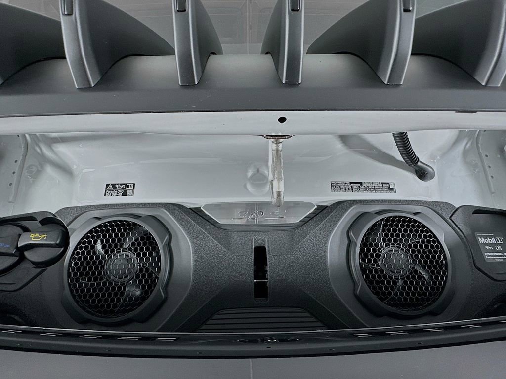 New 2026 Porsche 911 Carrera 4S image 27