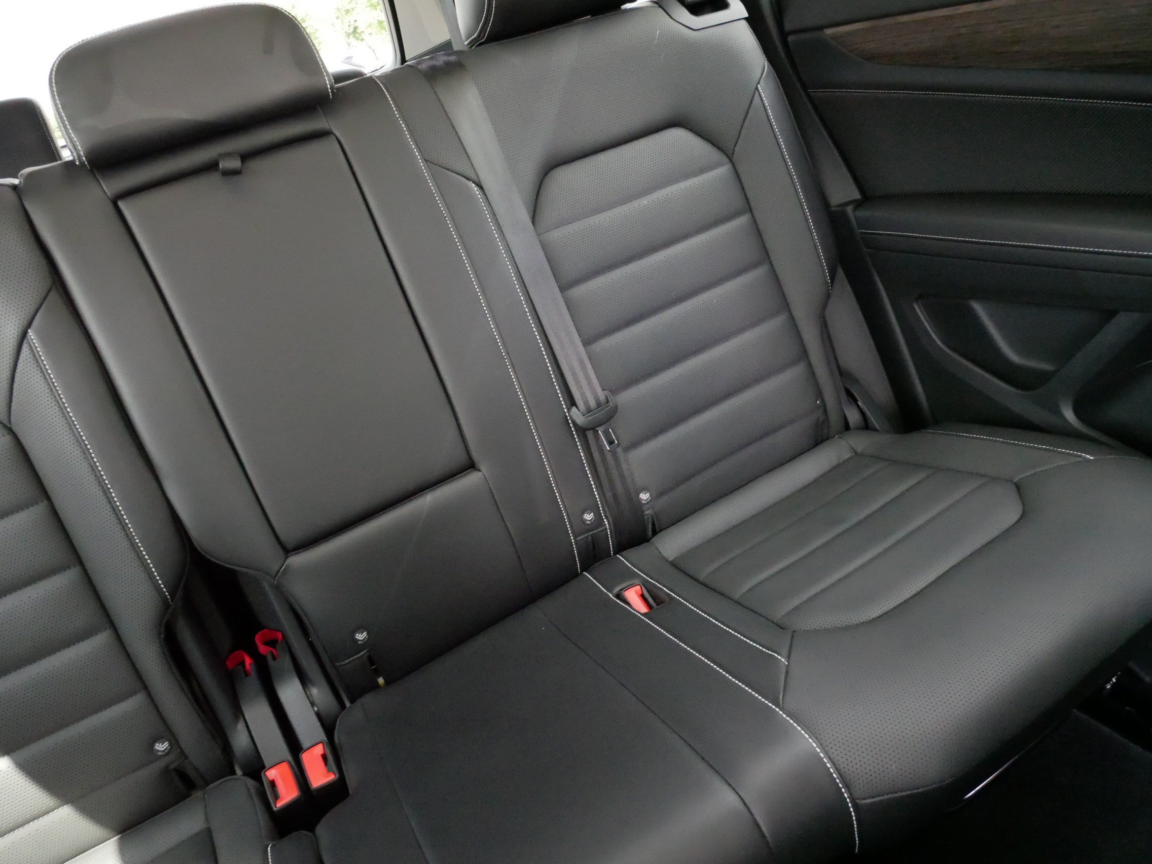 Certified 2025 Volkswagen Atlas SEL AWD/4WD image 14