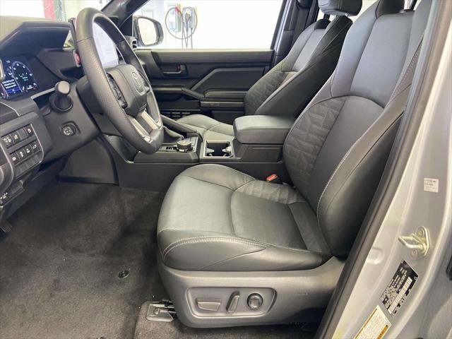 Certified 2025 Toyota 4Runner TRD Off-Road Premium w/ Tow Technology Package image 17