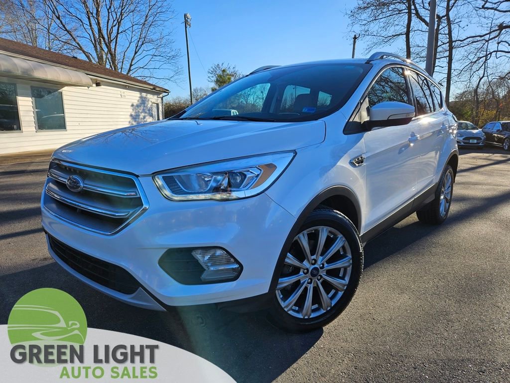 Used 2017 Ford Escape Titanium FWD image 1