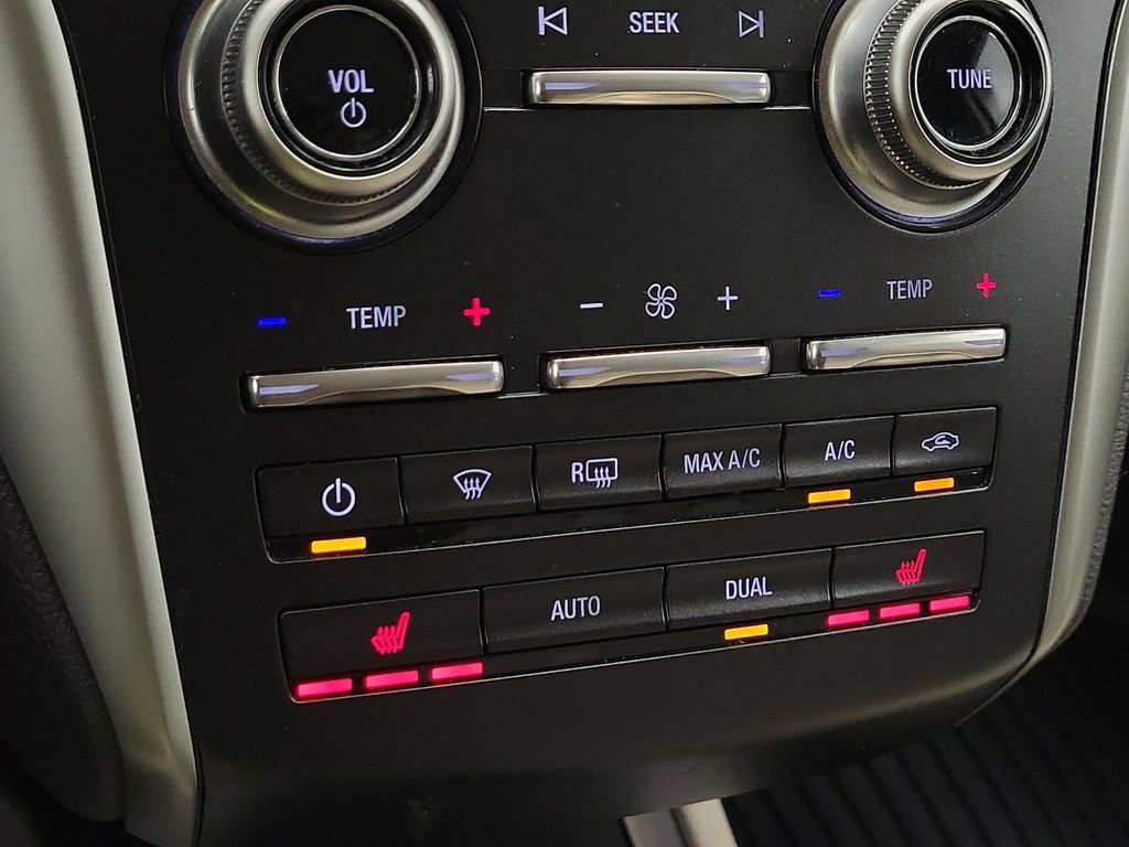 Used 2019 Lincoln MKC Premiere FWD image 22