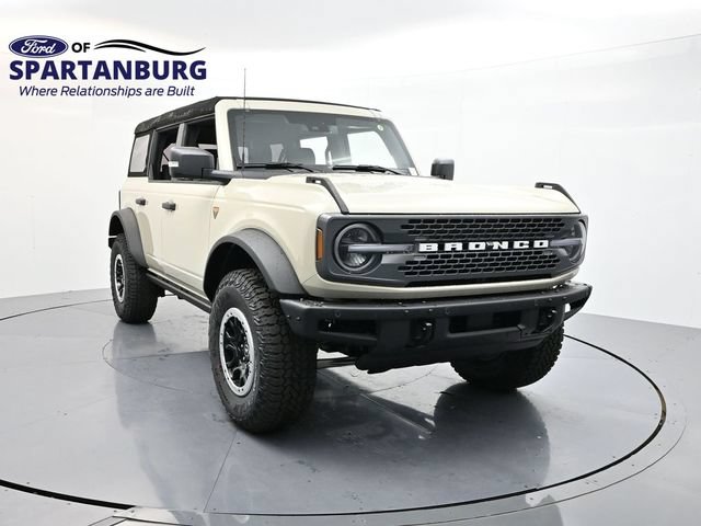 Used 2025 Ford Bronco Badlands AWD/4WD image 1