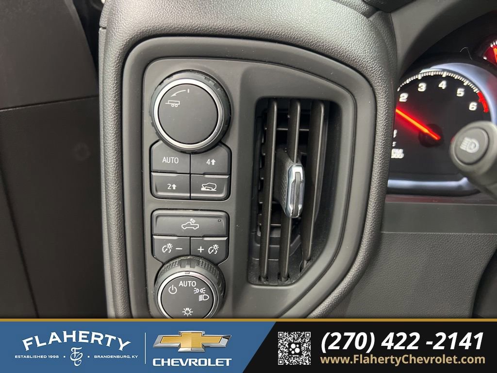 Used 2023 Chevrolet Silverado 1500 Custom image 22