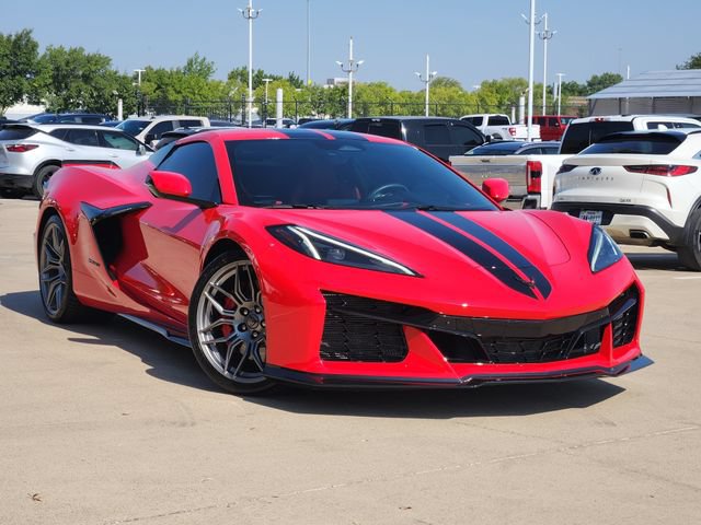 Used 2024 Chevrolet Corvette Z06 RWD video 2