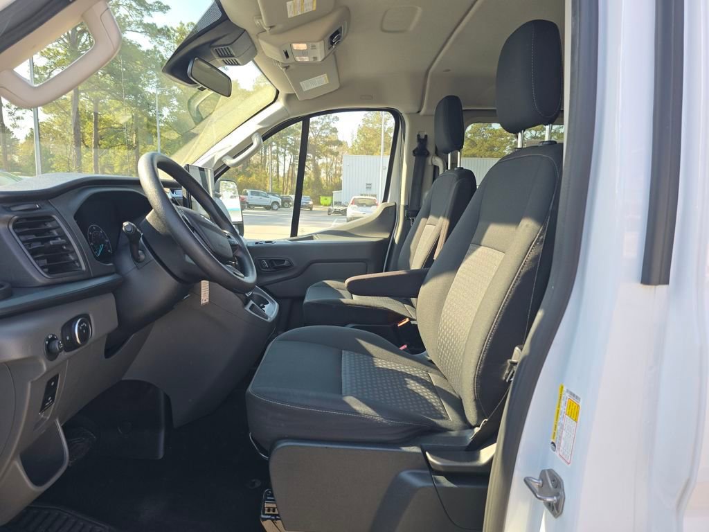 Used 2023 Ford Transit 350 XLT RWD image 9