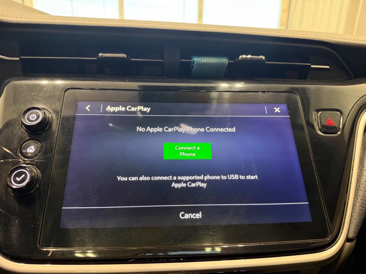 Used 2022 Chevrolet Bolt EUV Premier w/ Launch Edition image 28