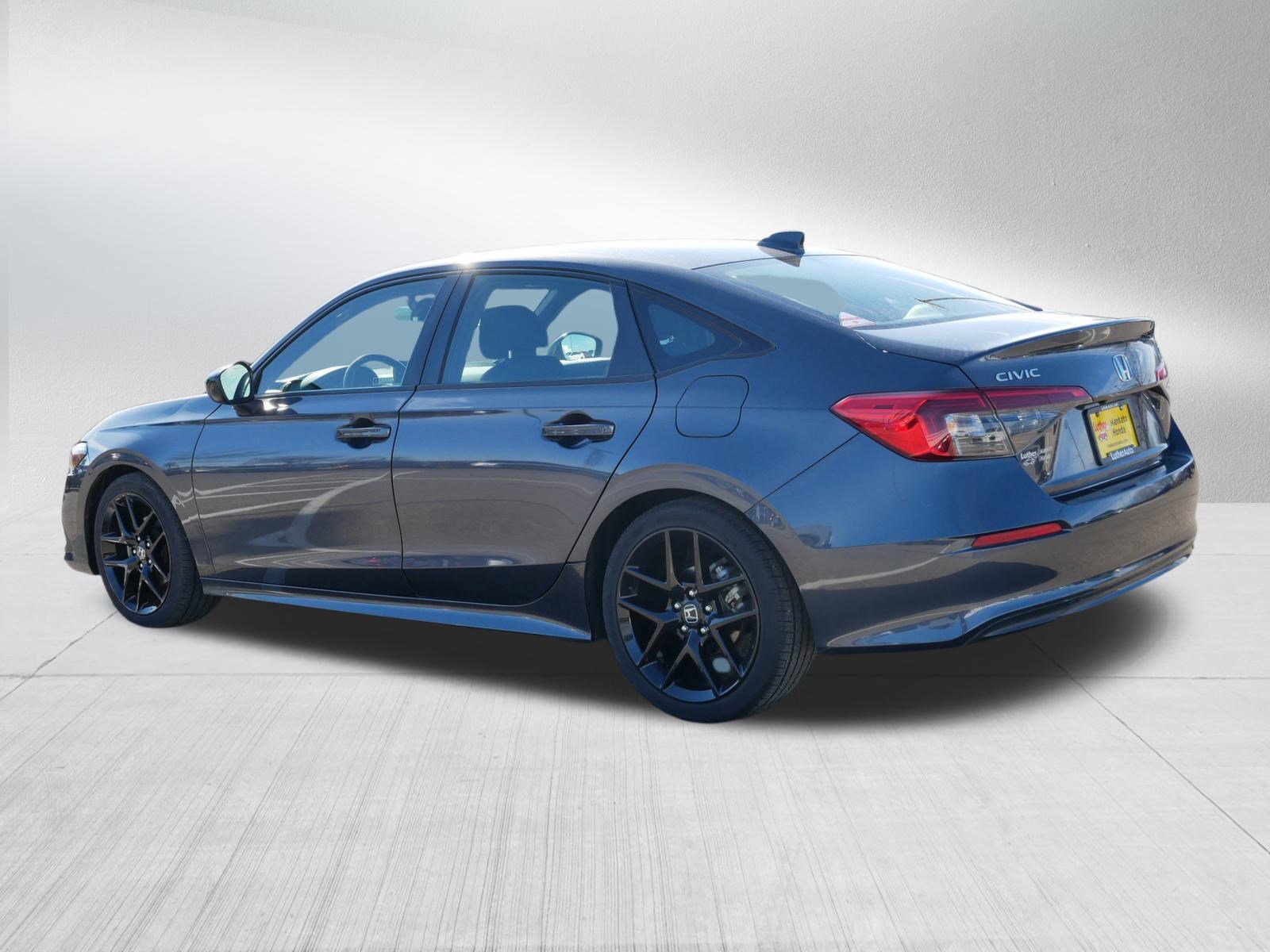 Used 2023 Honda Civic Sport image 5