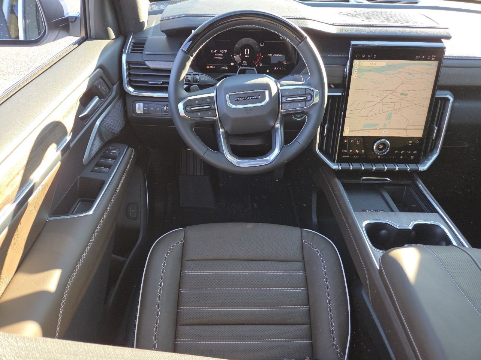 New 2026 GMC Acadia Denali Ultimate w/ LPO, Floor Liner Package AWD/4WD image 34