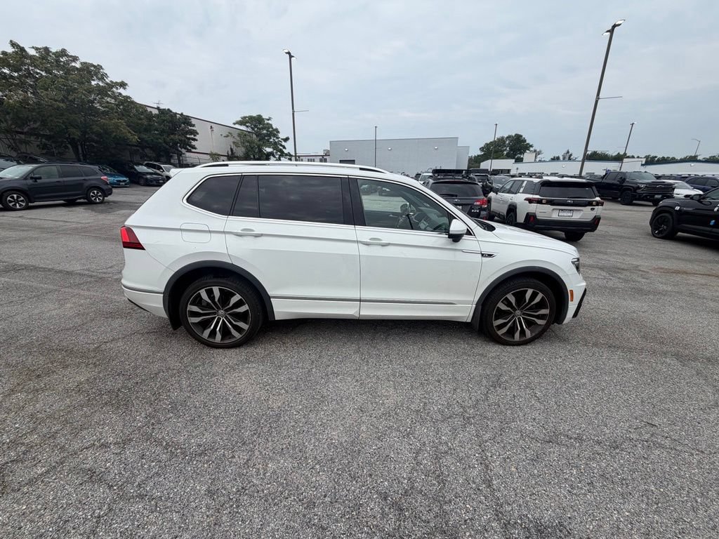 Used 2019 Volkswagen Tiguan SEL Premium R-Line AWD/4WD image 4