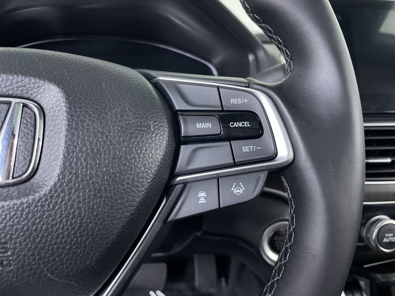 Used 2020 Honda Accord EX-L image 26