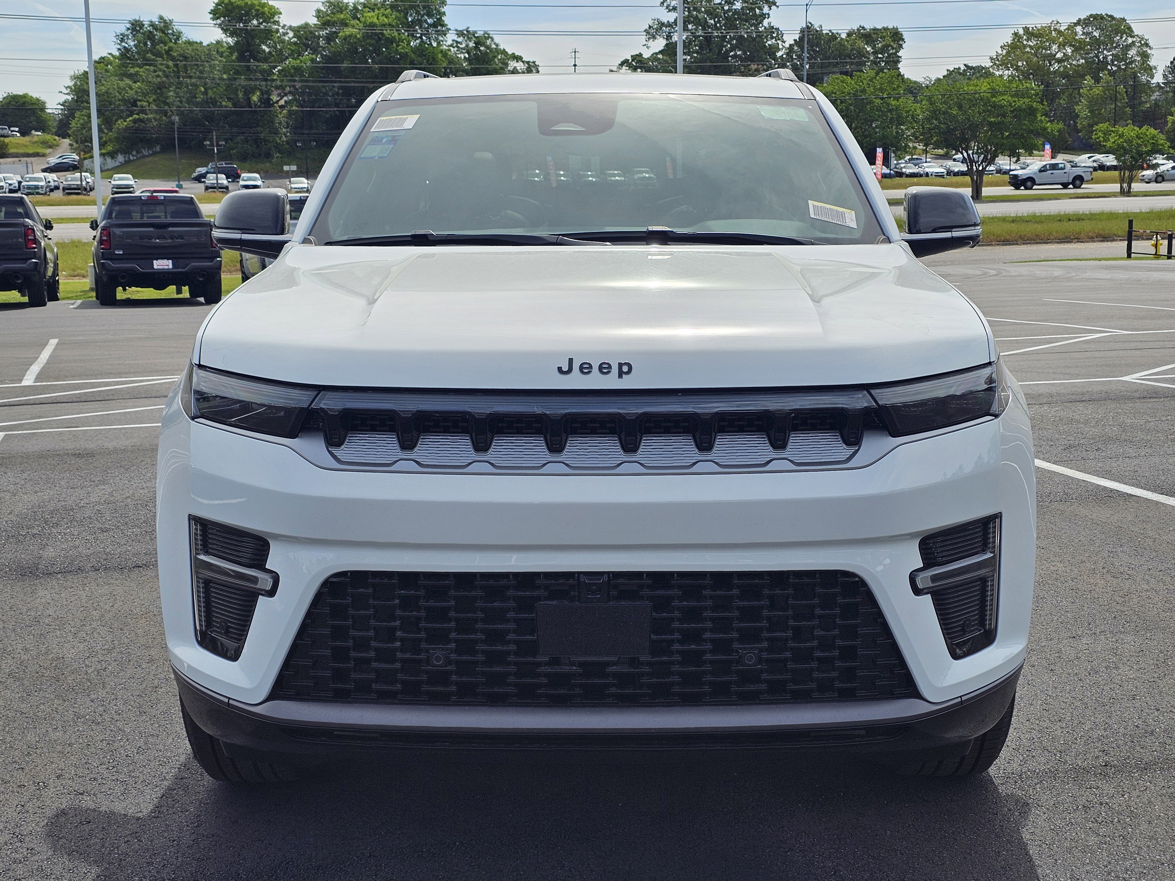 New 2026 Jeep Grand Wagoneer 2WD image 2