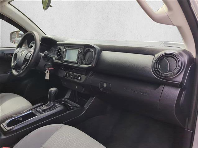Used 2017 Toyota Tacoma SR image 29