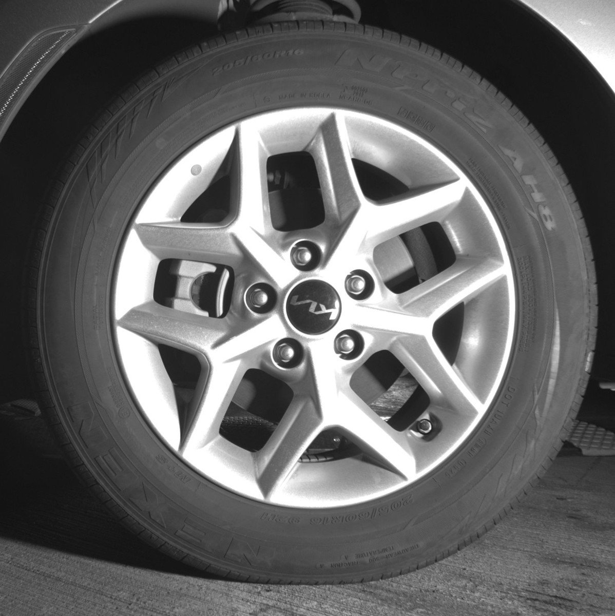 Used 2025 Kia Soul LX w/ LX Technology Package image 12