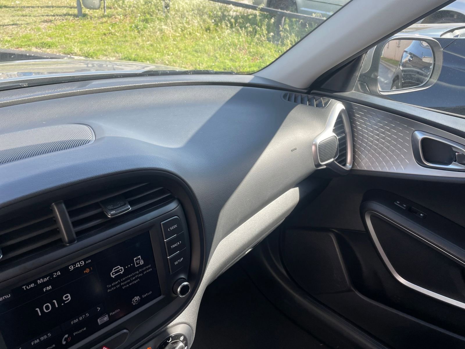 Used 2025 Kia Soul LX w/ LX Technology Package image 33