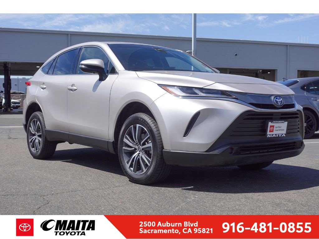 Certified 2023 Toyota Venza LE AWD/4WD image 1