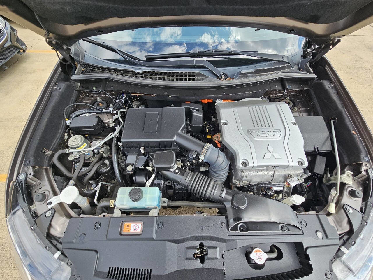 Used 2018 Mitsubishi Outlander GT image 21