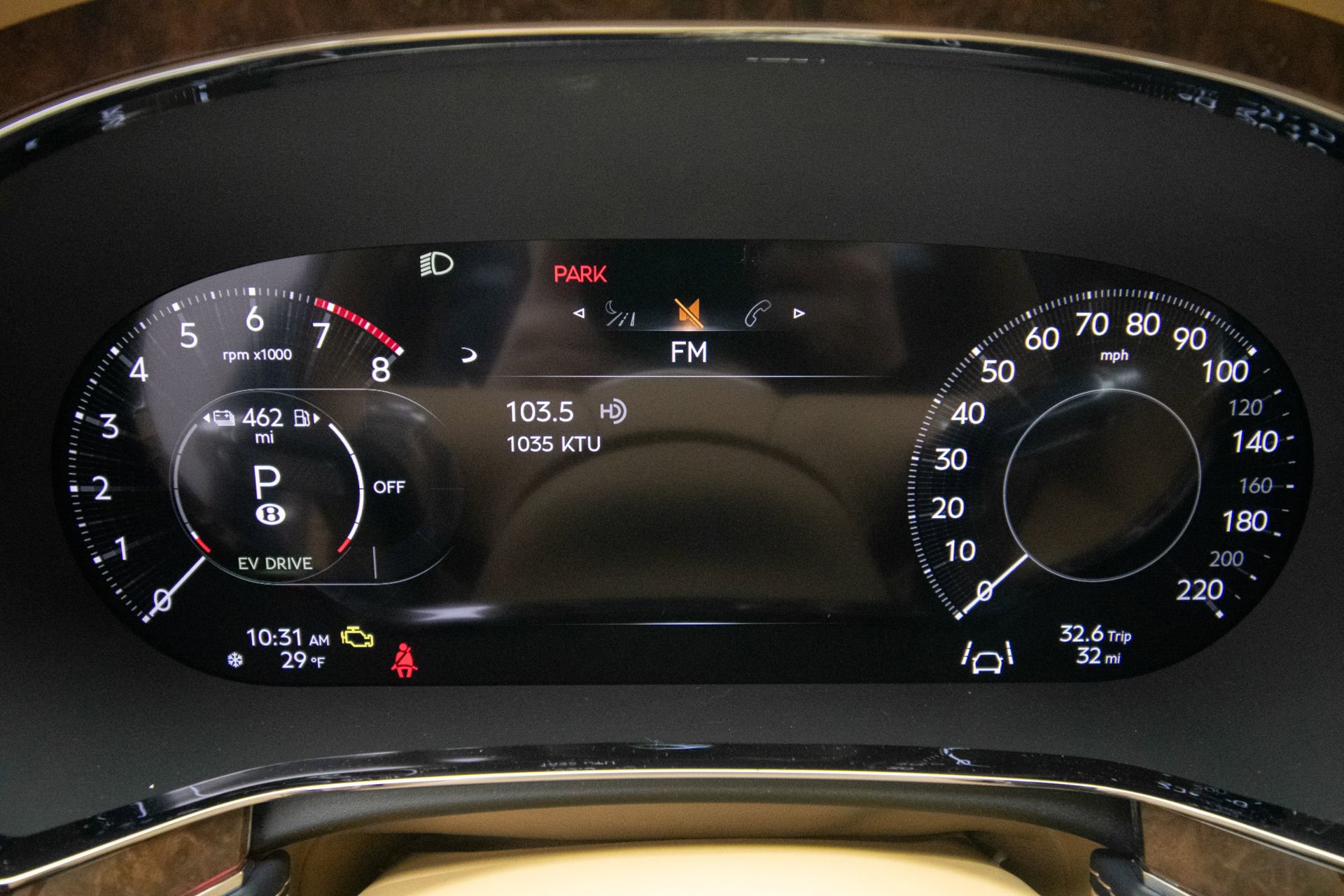 New 2026 Bentley Flying Spur Plug-In Hybrid AWD/4WD image 12
