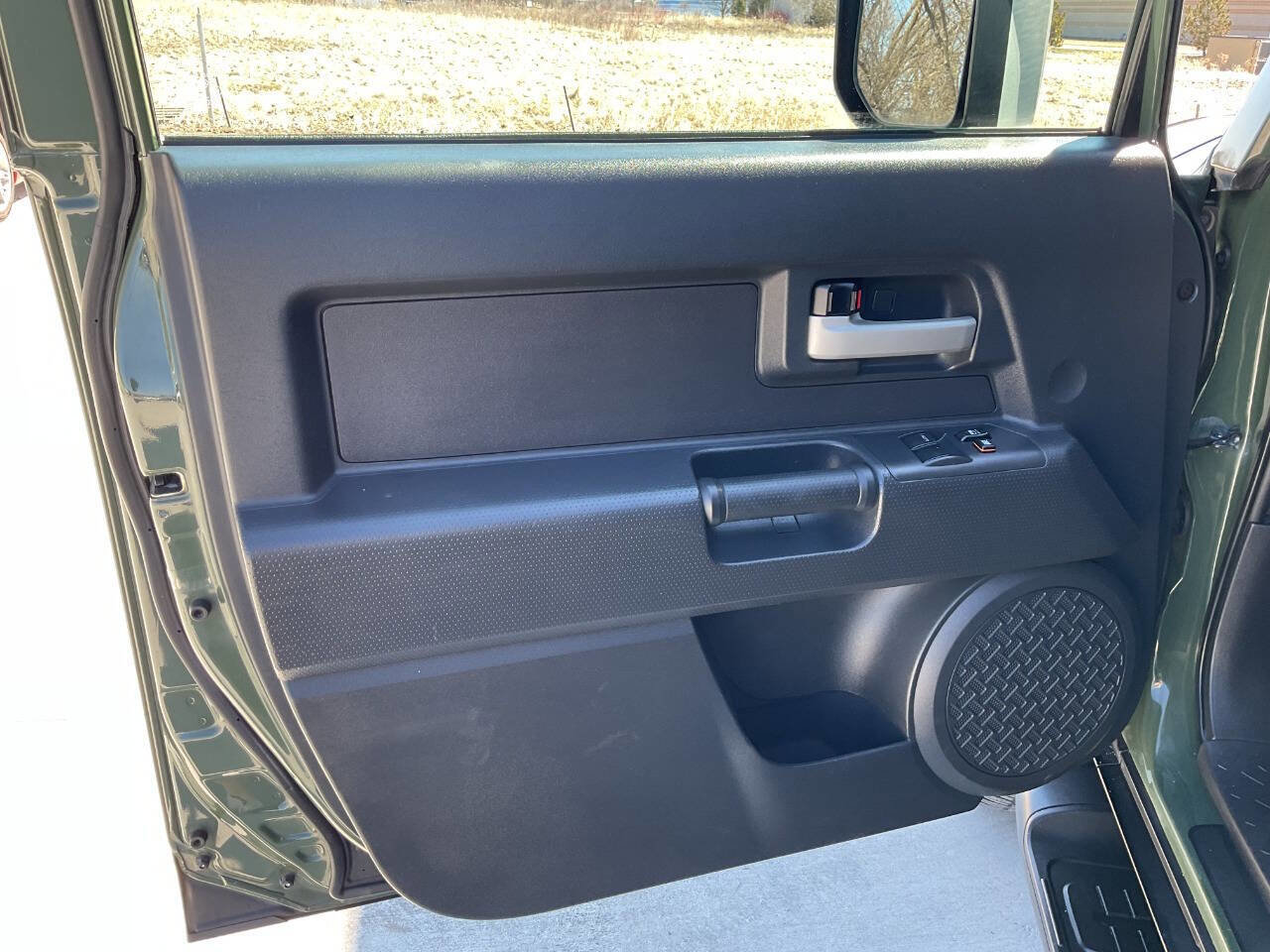 Used 2011 Toyota FJ Cruiser 4WD w/ Convenience Pkg image 24