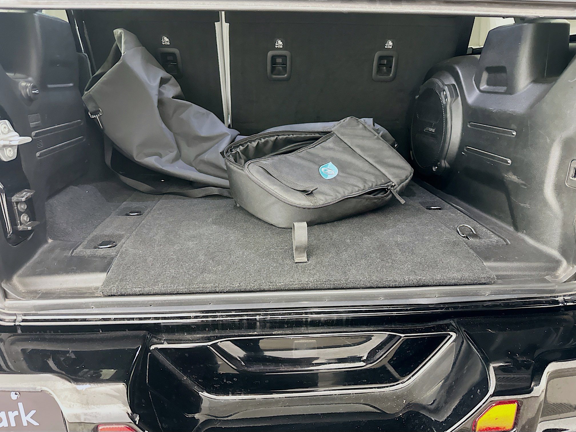 Used 2023 Jeep Wrangler Unlimited Sahara image 30