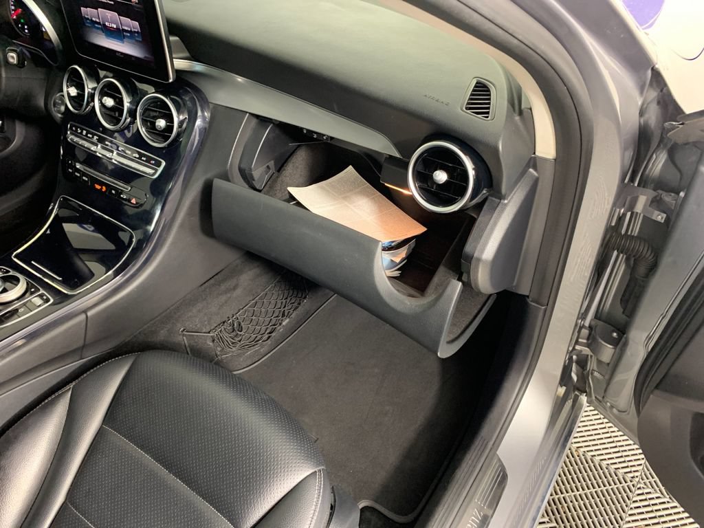 Used 2016 Mercedes-Benz C 300 Sedan image 43