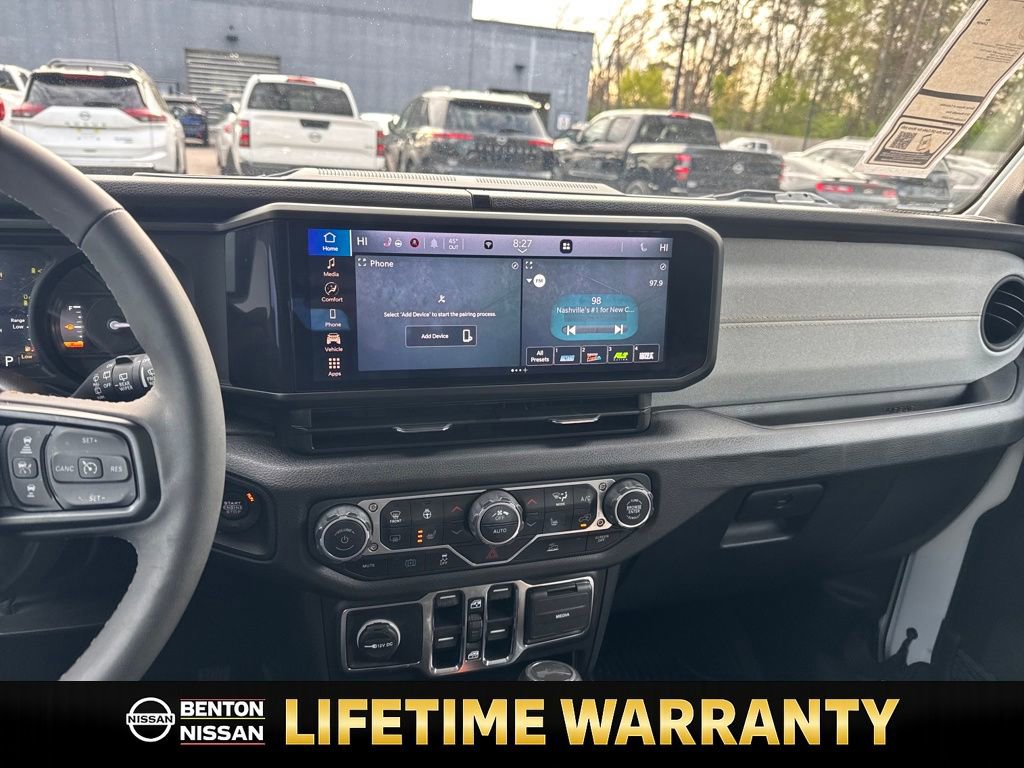 Used 2024 Jeep Wrangler Unlimited w/ Convenience Group image 15