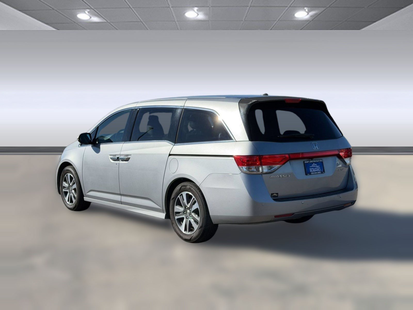 Used 2016 Honda Odyssey Touring image 3
