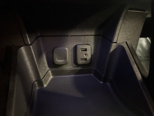 Used 2018 Chevrolet Volt Premier FWD image 21