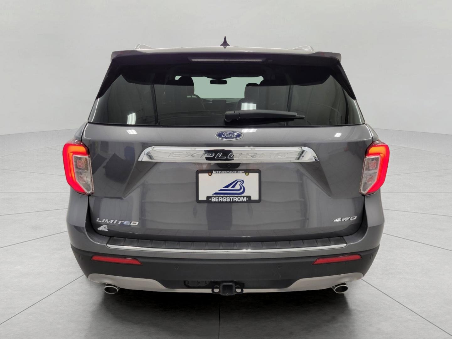 Used 2023 Ford Explorer Limited w/ Equipment Group 301A image 23
