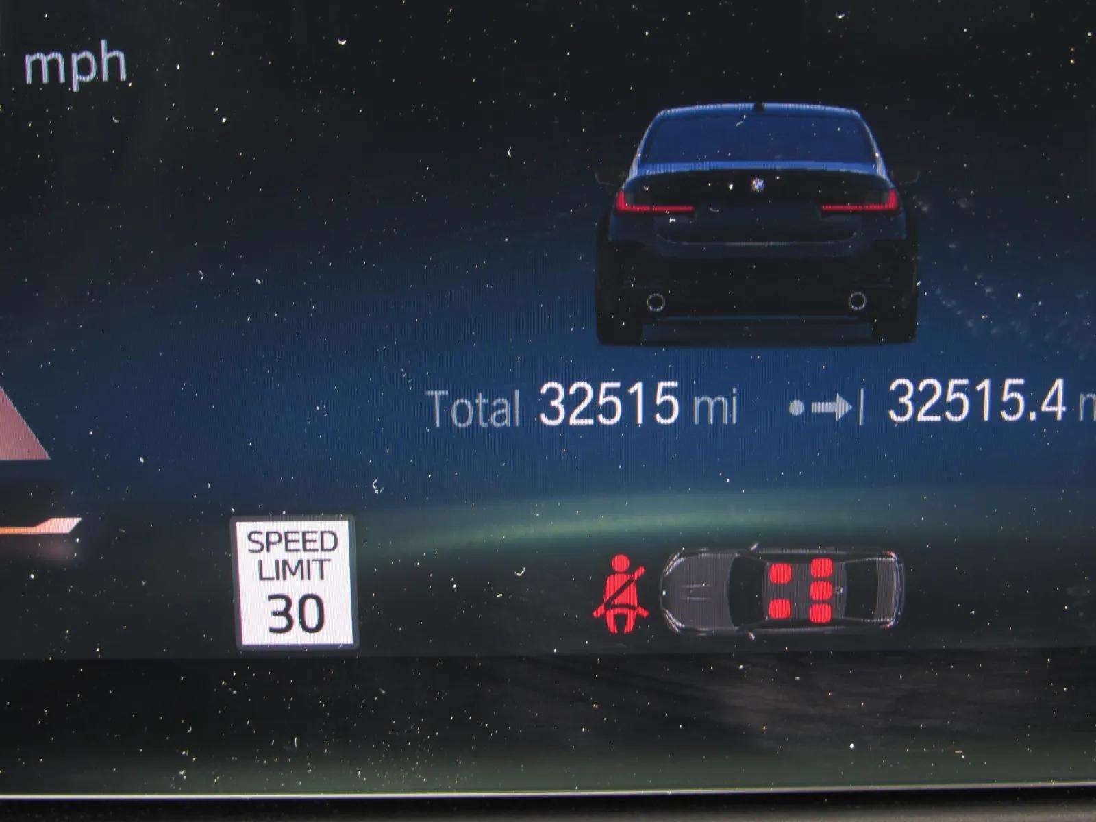Used 2024 BMW 330i Sedan w/ Premium Package RWD image 26