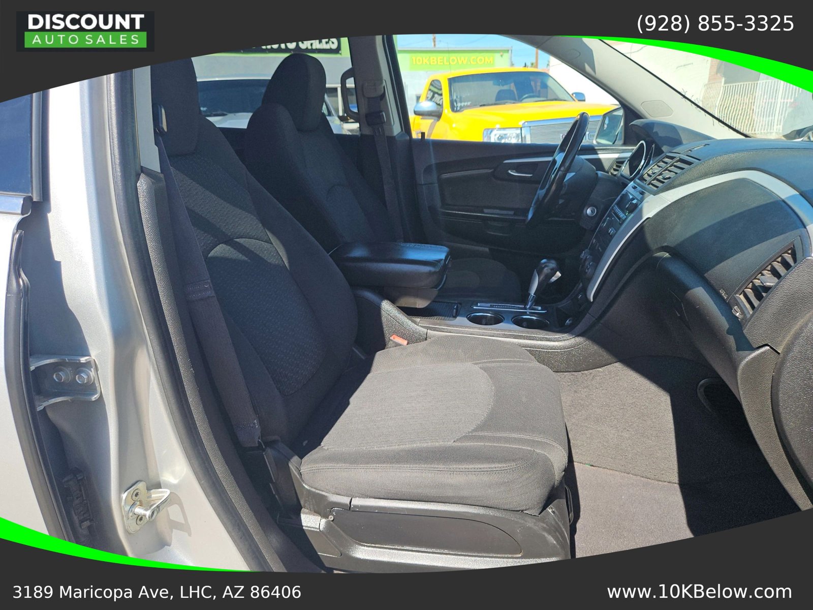 Used 2012 Chevrolet Traverse LT FWD image 9