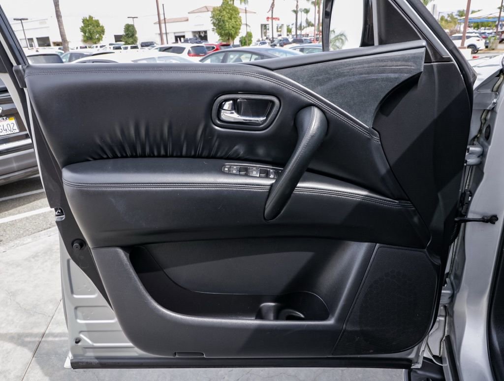 Used 2024 Nissan Armada SV RWD image 13