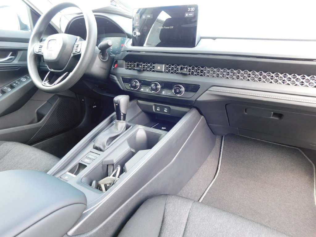 New 2026 Honda Accord LX image 17