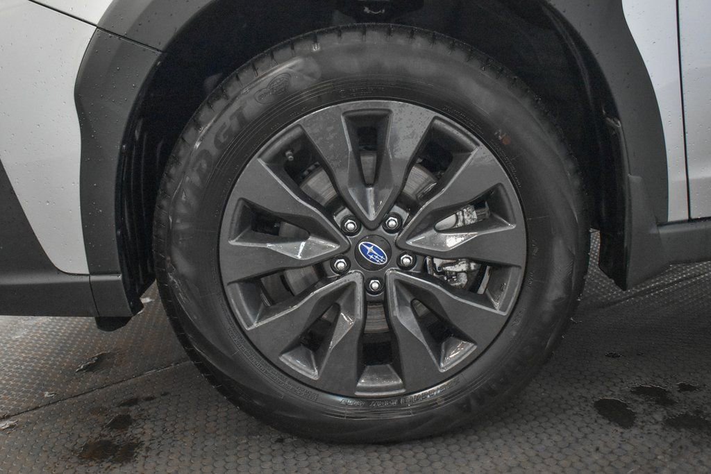 Certified 2025 Subaru Outback Onyx Edition image 9