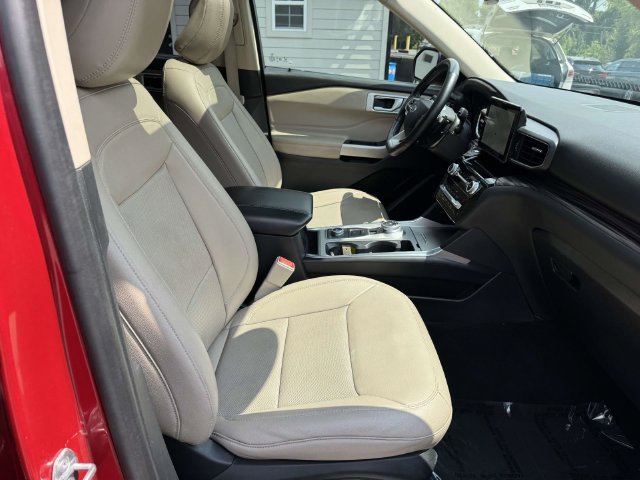 Used 2021 Ford Explorer Limited w/ Hybrid Equipment Group 310A AWD/4WD image 9
