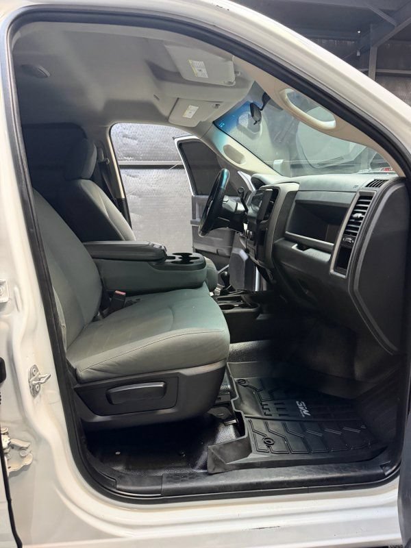 Used 2017 RAM 2500 Tradesman w/ Chrome Appearance Group AWD/4WD image 35