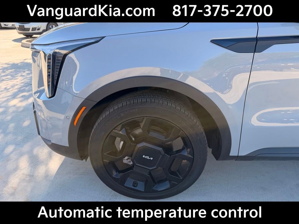 Certified 2024 Kia Sorento SX Prestige image 8