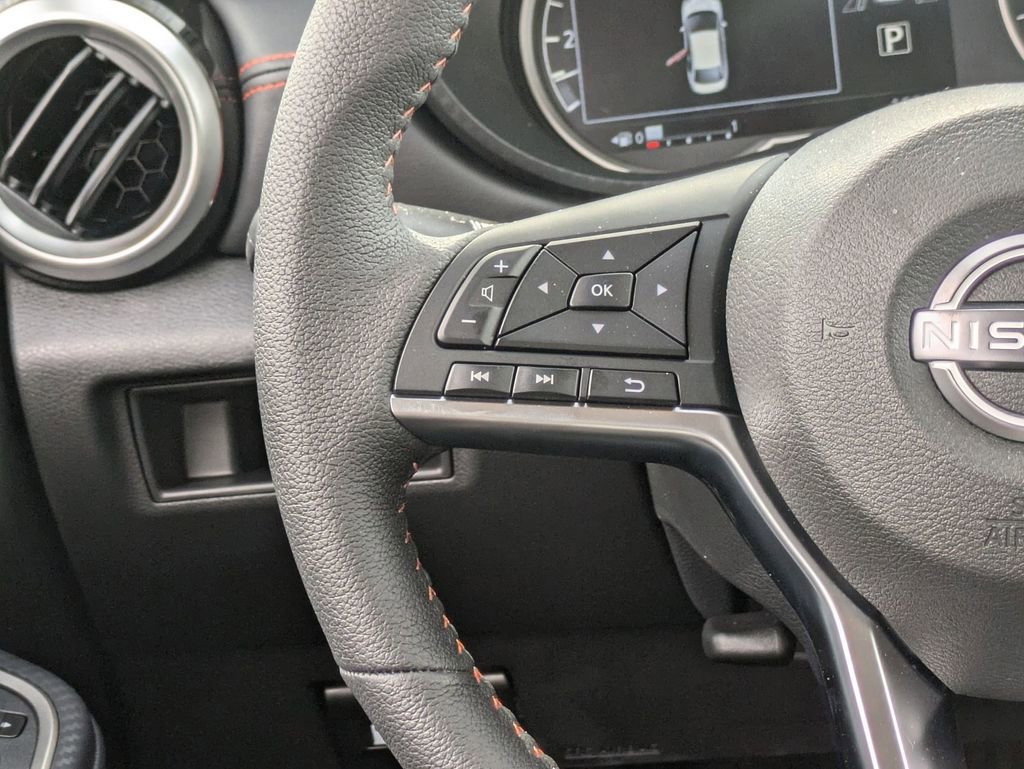 New 2025 Nissan Versa SR w/ Trunk Package image 11