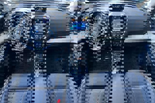 Used 2022 Subaru Ascent Limited image 15