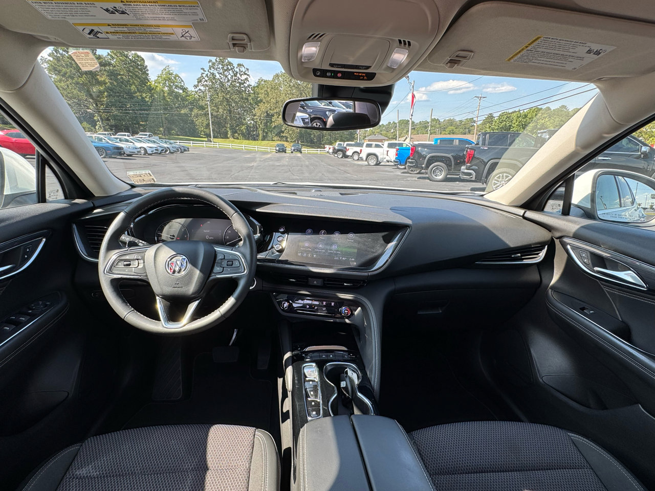 Used 2023 Buick Envision Preferred image 19