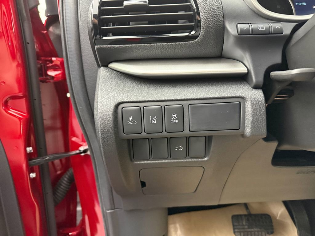 New 2026 Mitsubishi Eclipse Cross SEL image 27
