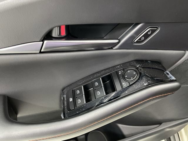 Certified 2025 MAZDA CX-30 Carbon AWD/4WD image 21