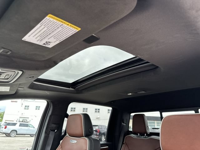 New 2026 GMC Sierra 3500 Denali Ultimate AWD/4WD image 18
