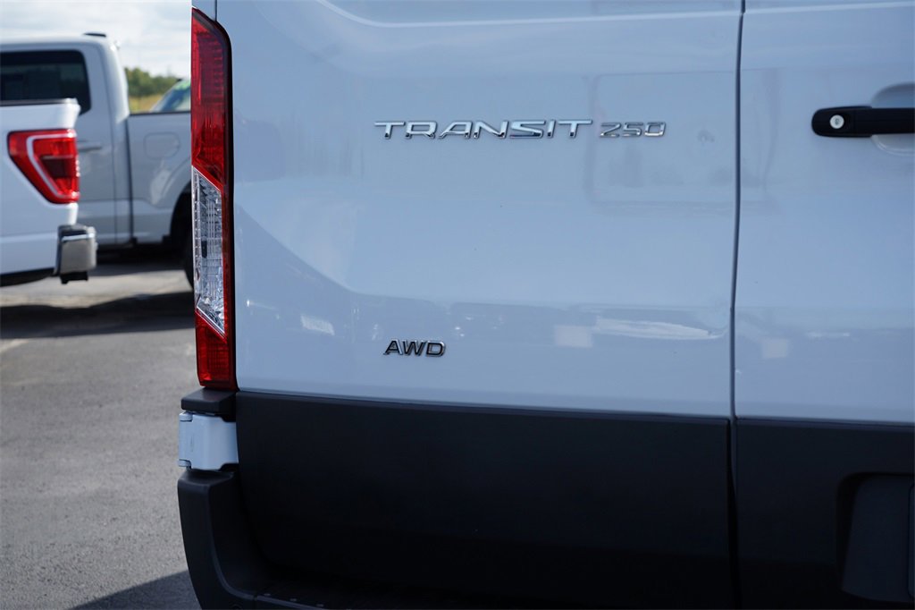Used 2023 Ford Transit 250 Medium Roof AWD w/ Load Area Protection Package image 10