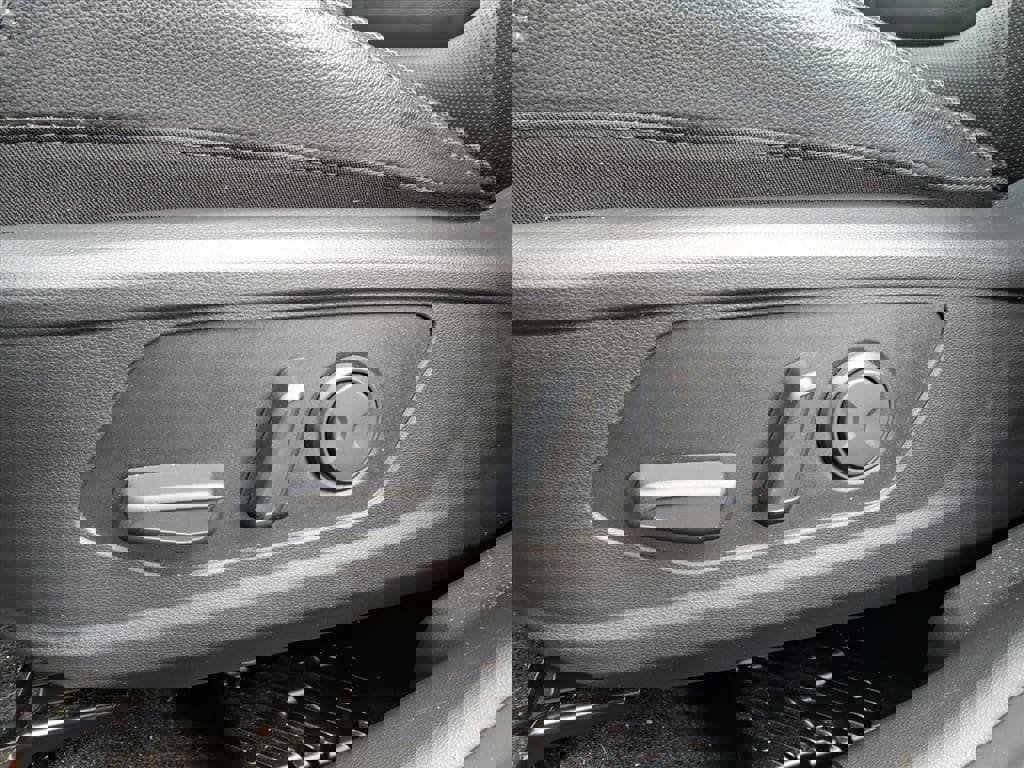 Used 2022 Hyundai Tucson Limited w/ Cargo Package image 4