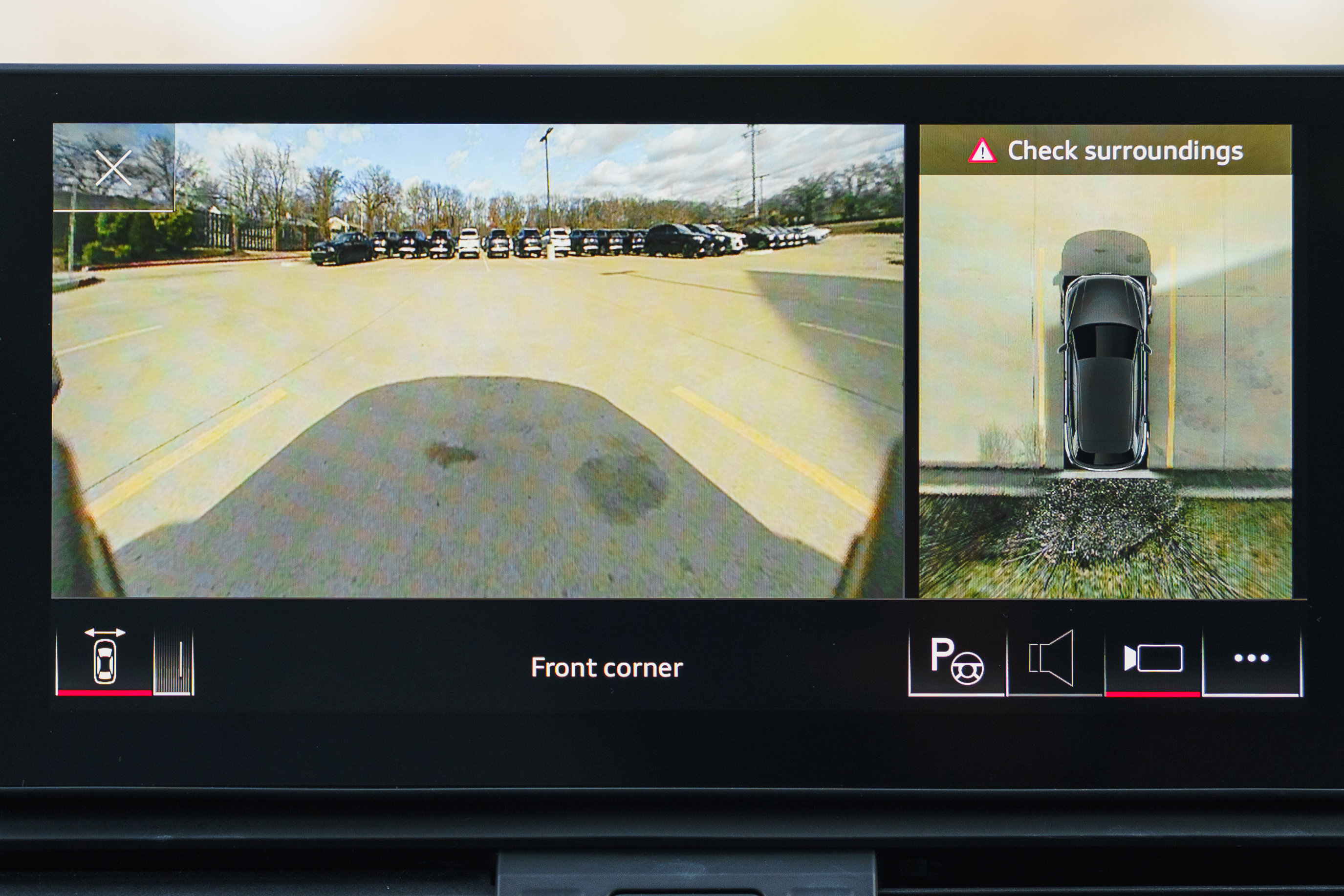 Used 2023 Audi Q5 2.0T Prestige w/ Prestige Package image 15