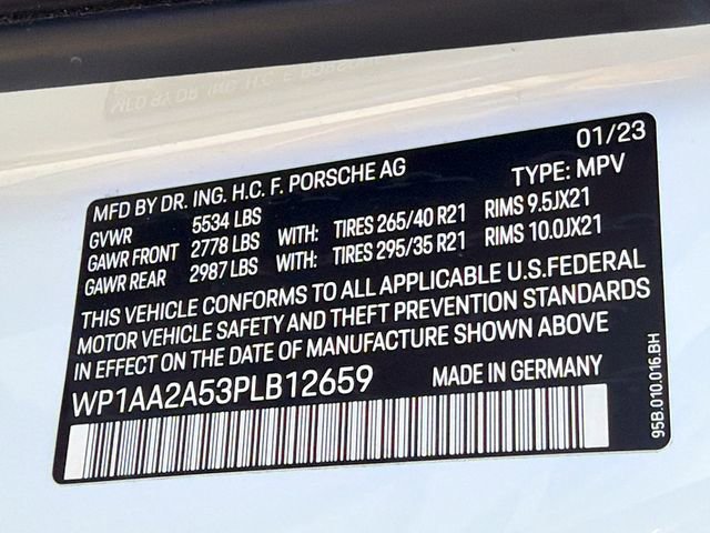 Used 2023 Porsche Macan Turbo image 42