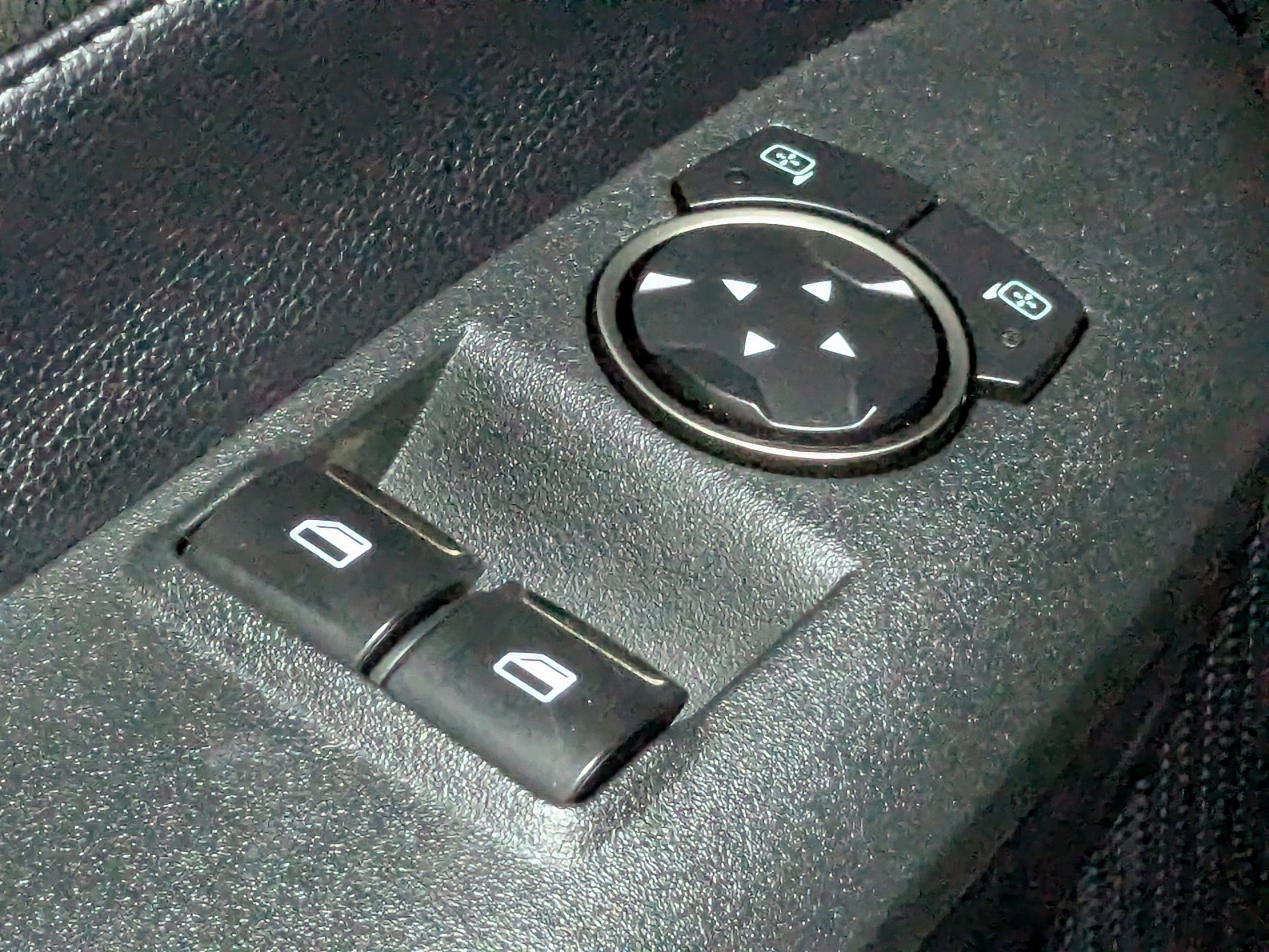 Used 2018 Ford Mustang Shelby GT350 w/ Convenience Package image 26