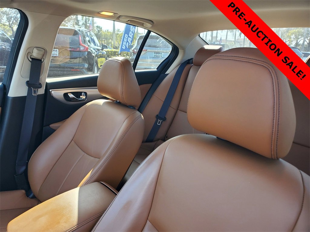 Used 2024 INFINITI Q50 Luxe w/ Cargo Package image 16
