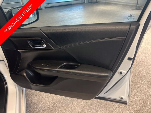 Used 2017 Honda Accord Sport image 13
