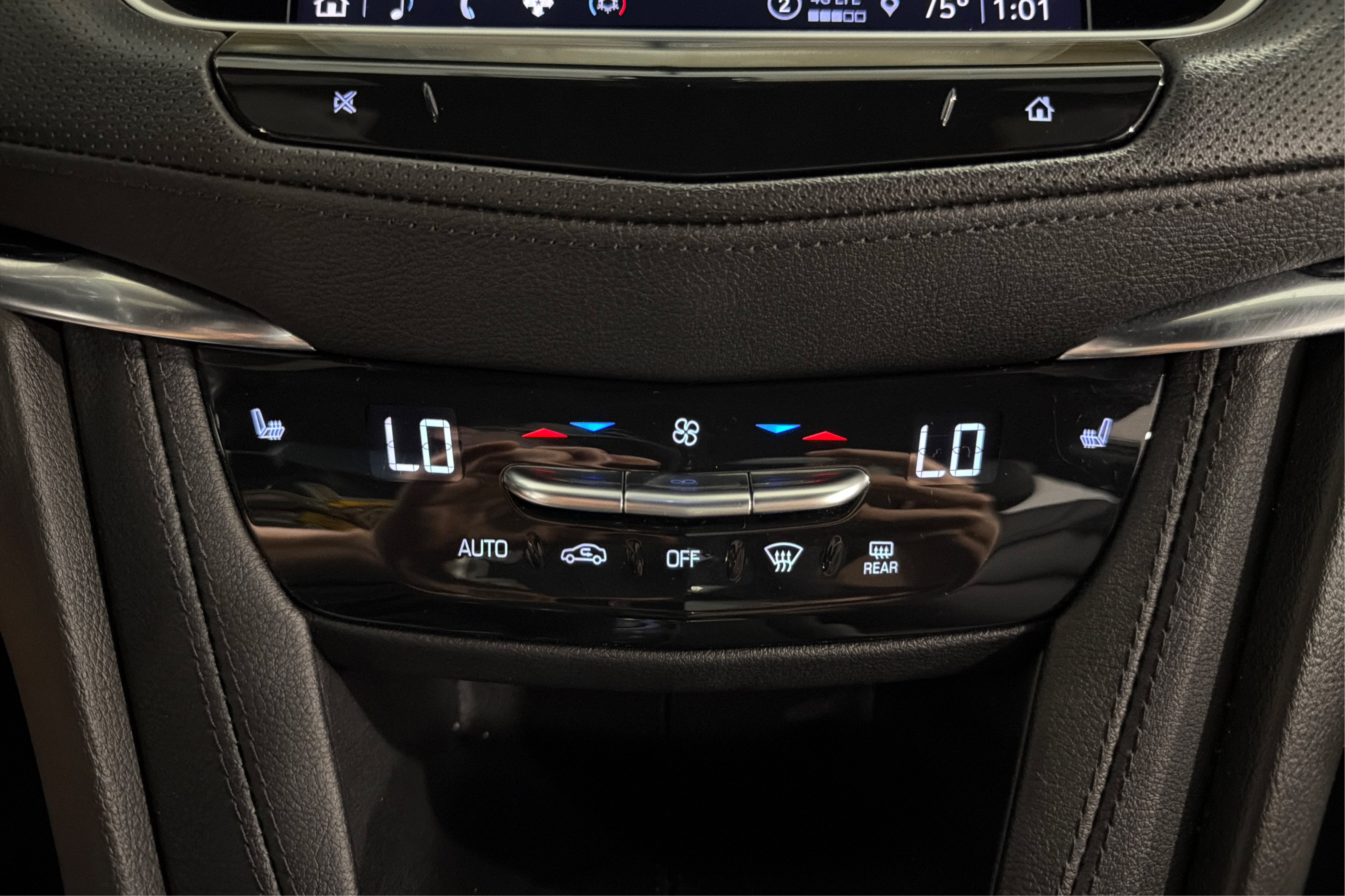 Used 2022 Cadillac XT6 Luxury AWD/4WD image 33